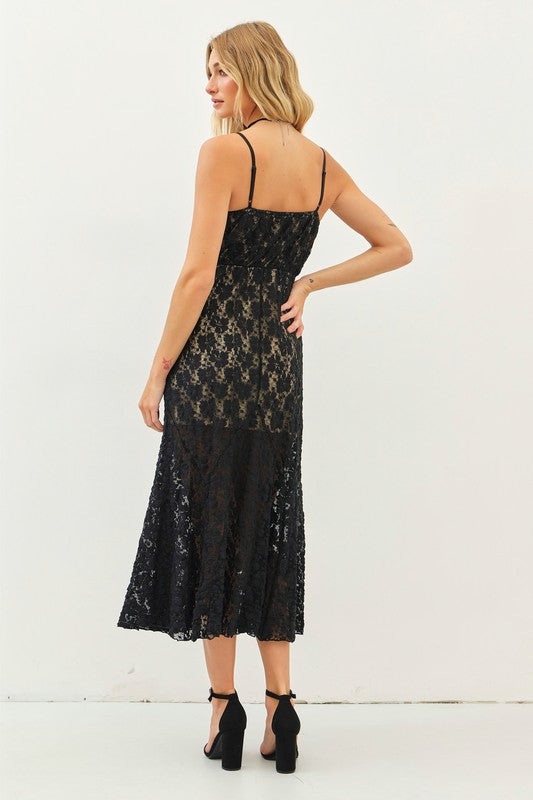 (PRE-ORDER) Romantic Lace Midi Dress  Arrives Dec 24