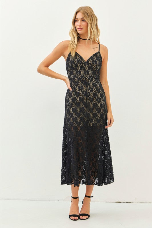 (PRE-ORDER) Romantic Lace Midi Dress  Arrives Dec 24